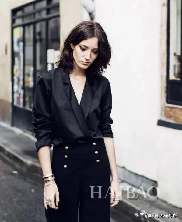 这个秋天跟衬衫很配,法国女人初秋衬衫穿搭