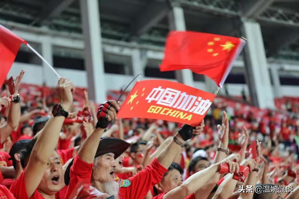 国足暖心,国足暖心片段