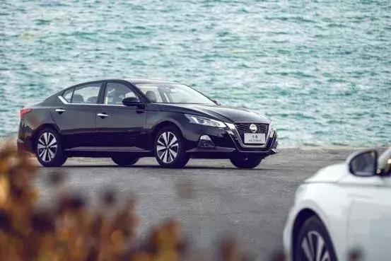 新款天籁日产油耗怎么样,新款日产天籁真实油耗表现