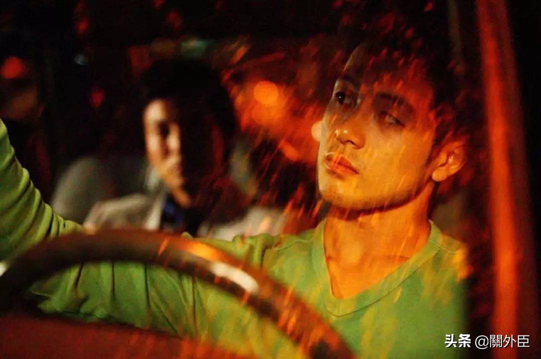 《白夜》：空少与快递小哥419——给你指条路，是不是阿依希代路