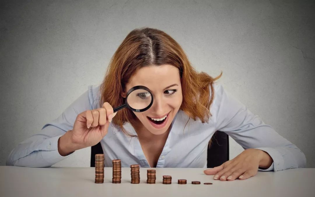 职场当中遇到太自私的同事怎么办,职场上碰到占便宜的同事怎么治他