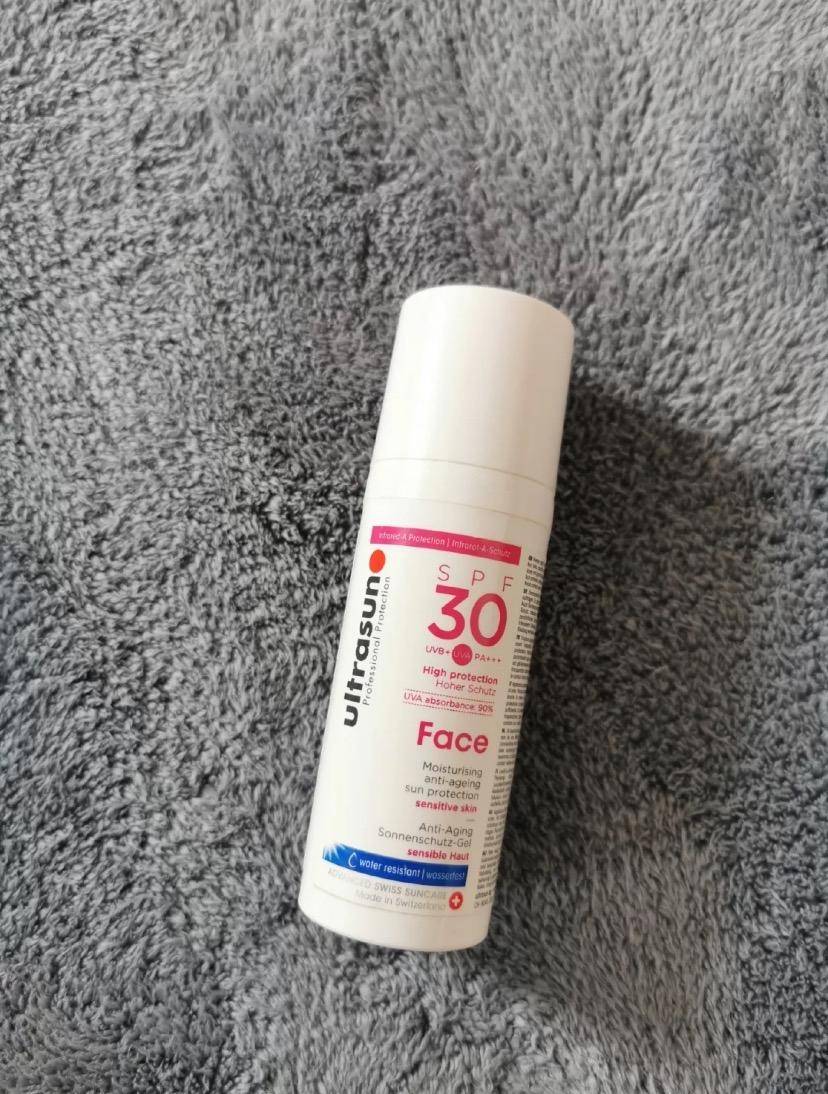 黄黑皮敏感肌防晒霜粉金瓶安耐晒,安耐晒防晒适合冬季用吗