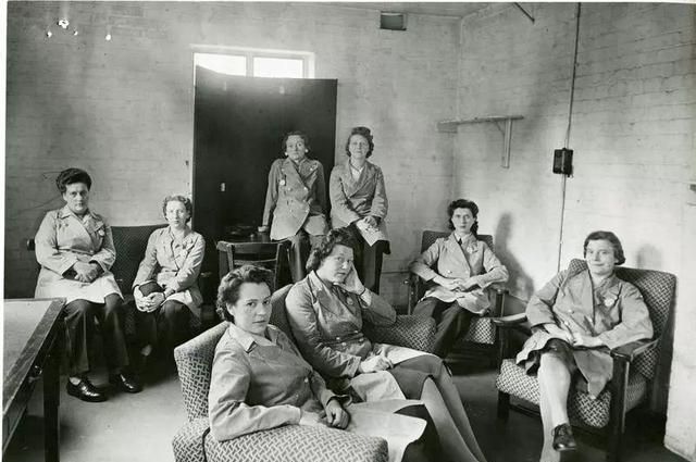 英国15-20世纪大变化女性服装,中世纪绝美服装