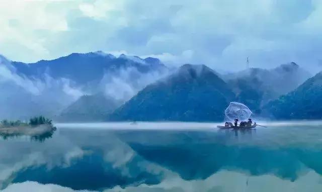 央视挖出来浙江冷门小城，小小鸭头都是世间绝味，人均100+住别墅