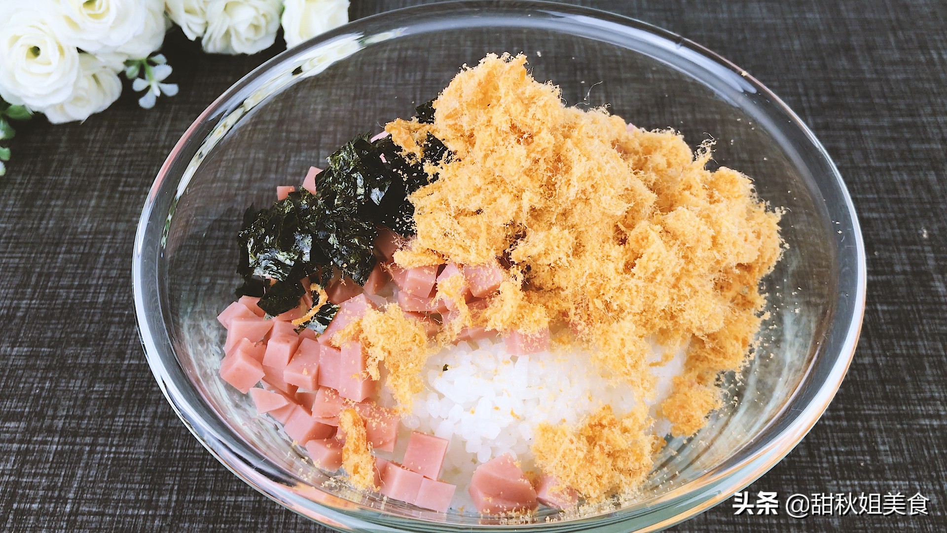 早餐饭团这样做简单又健康,饭团怎么做好吃还简单