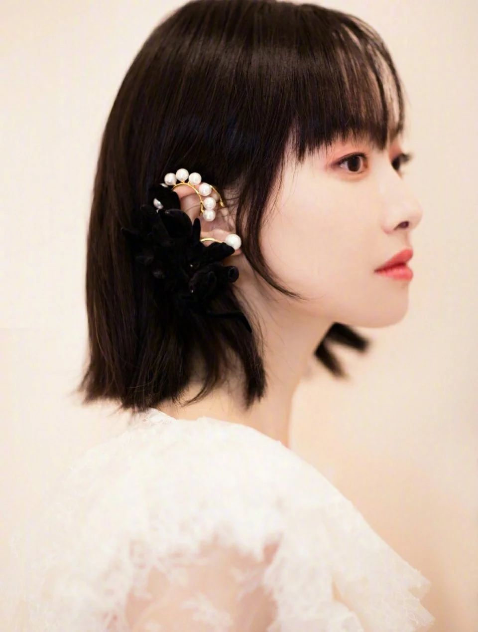 明星同款耳夹无耳洞,没有耳洞的明星是怎么戴耳环的