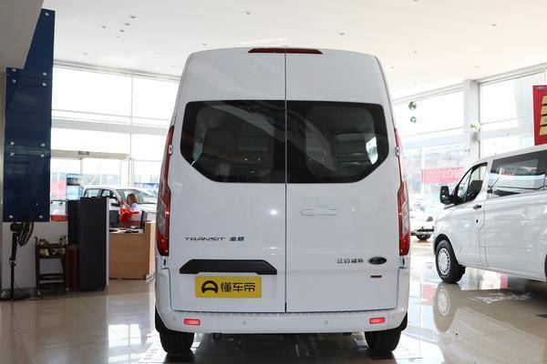 福特全顺2.0t柴油几个油,福特全顺2.0tecoboost汽油发动机