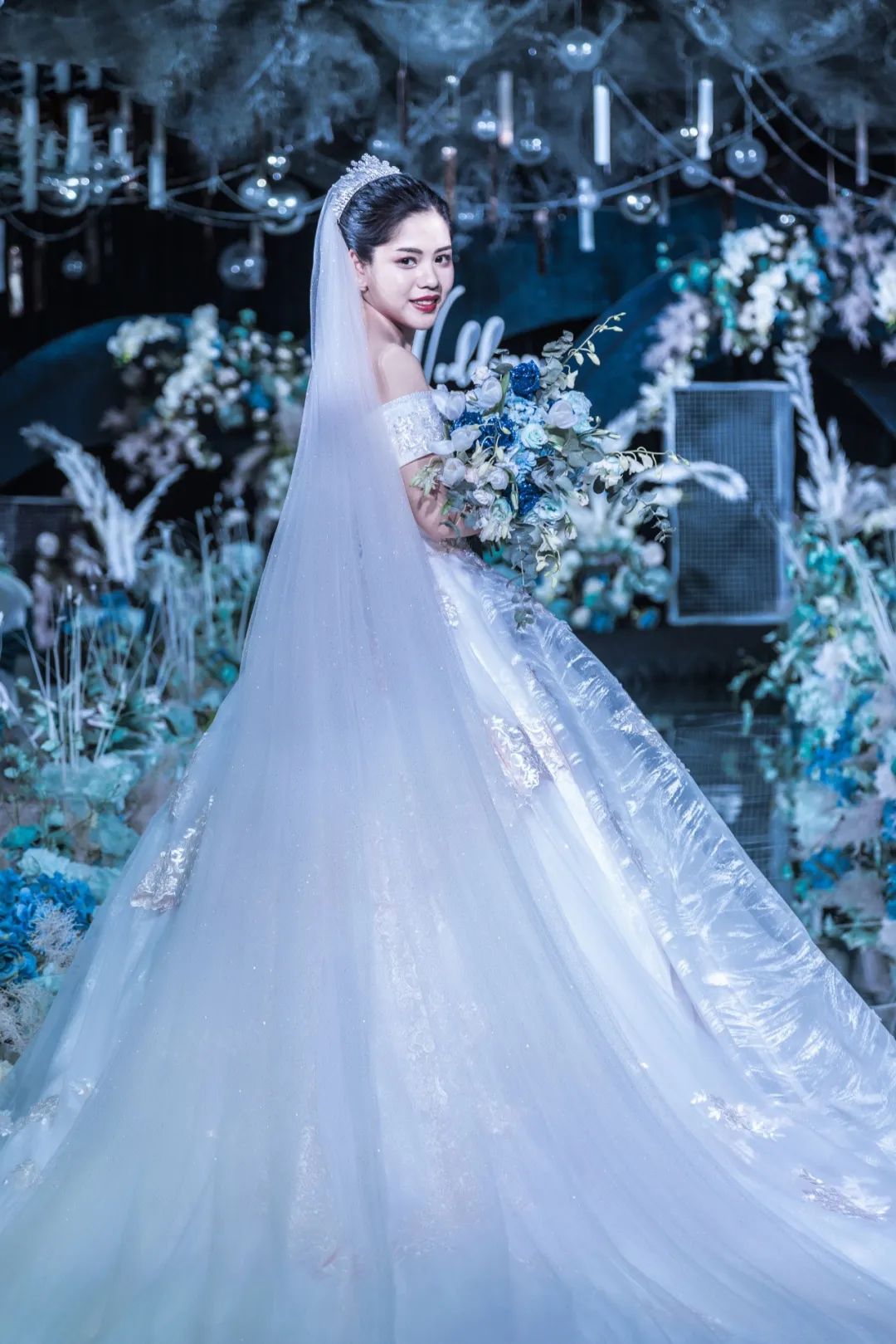 一场神秘浪漫的星空的婚礼,神秘浪漫的蓝色星空婚礼