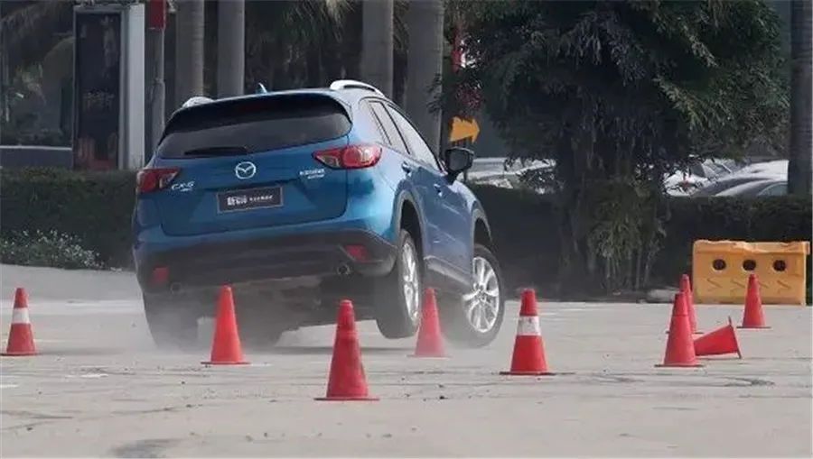 增程式电动车混动区别,增程新能源车和混动车的区别