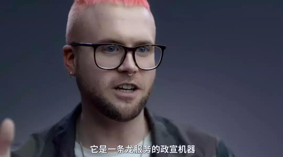 王一博被打电话,王一博打电话直播