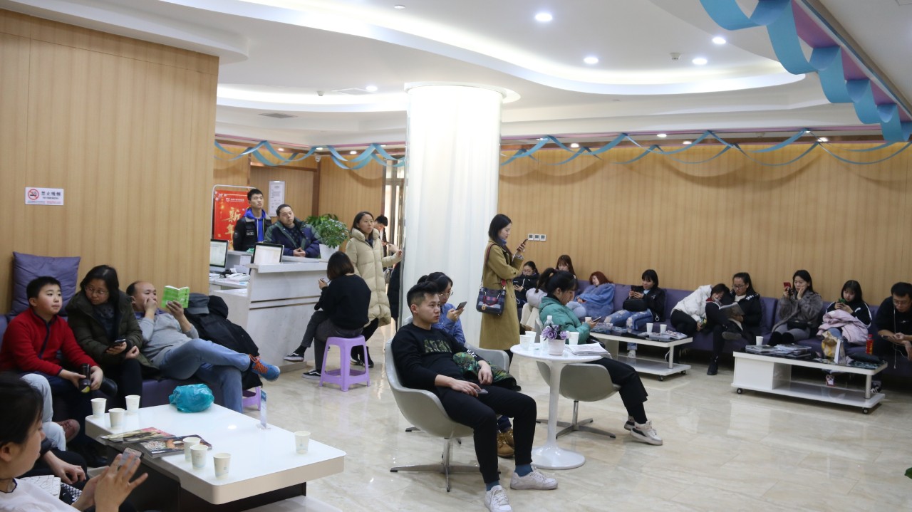 整牙齿堪比整容,矫正牙齿大概多少钱龅牙