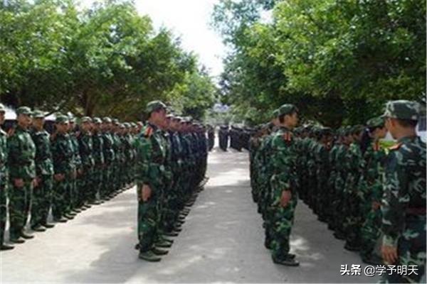 高一新生军训的目的,高一新生军训一般的流程是什么