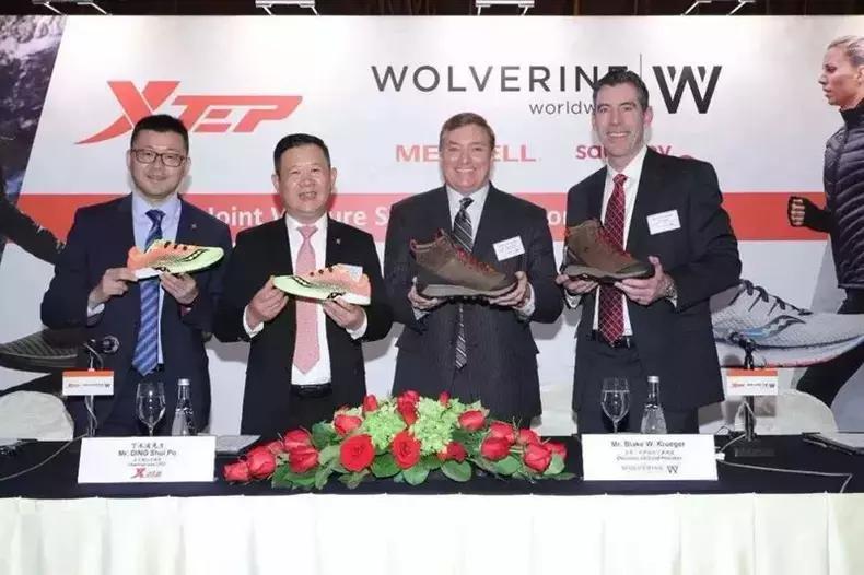 林书豪签约特步合同,林书豪和特步签了多久