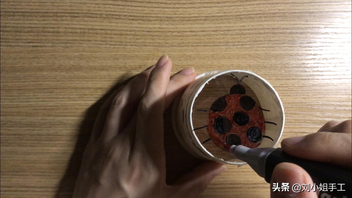 纸杯投影仪自制玩具玩法,纸杯手工玩具6-12岁手工简单