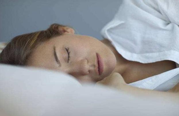 喝什么汤能减大肚子脂肪不伤胃,肚子上的顽固脂肪怎么减