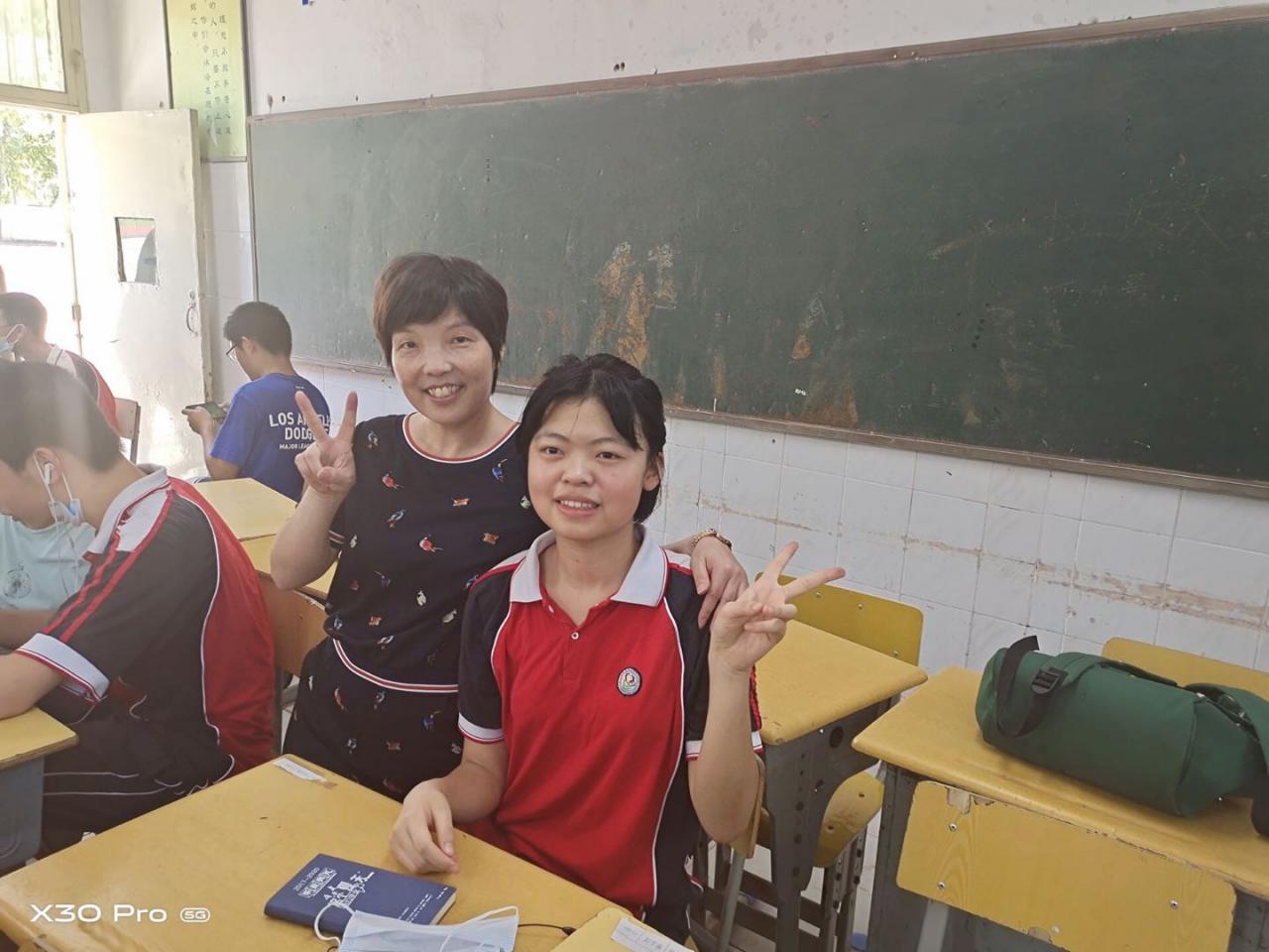 青山区省重点初中,青山区初中怎么划分学校