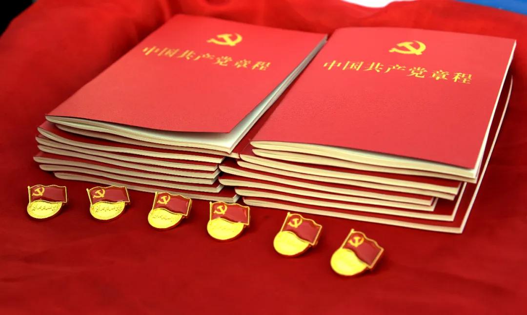 听，都江堰援助湖北医疗队13勇士的战“疫”故事