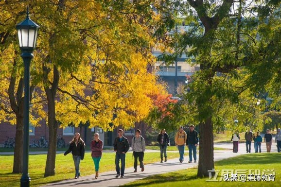 美国留学行李要带什么材料,美国留学生需要带的东西