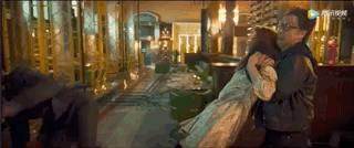 甄子丹57岁演的电影,57岁甄子丹晒全家福