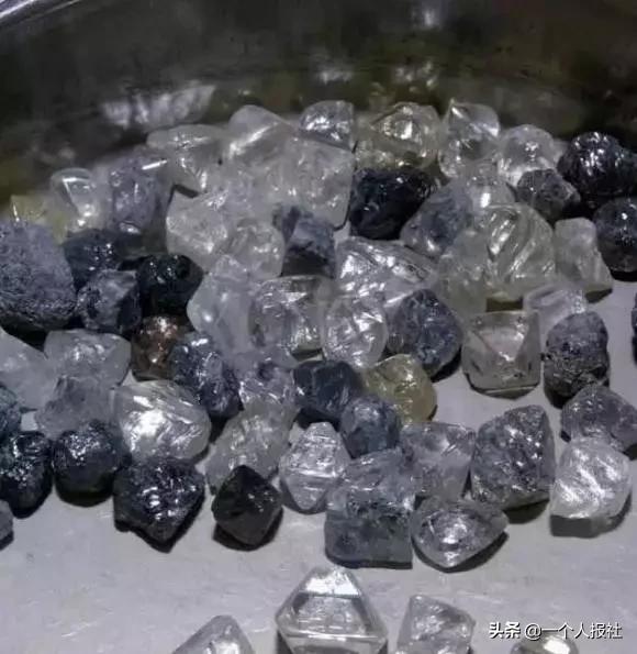 閽荤煶鍘熺煶鍘熷澶栬,閽荤煶鍘熺煶鍥剧墖澶у叏