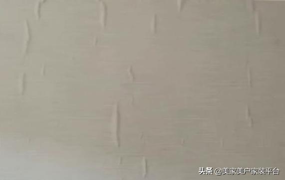 墙布卷边处理,水晶贴泡皱了咋办