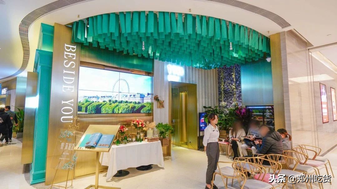 走进这家店，闪现到巴黎！满足你的少女心，治疗你的直男癌！