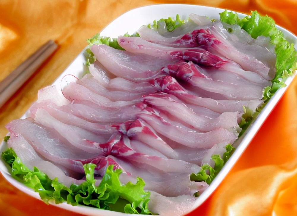 旗鱼小时候和长大后对比,成年旗鱼