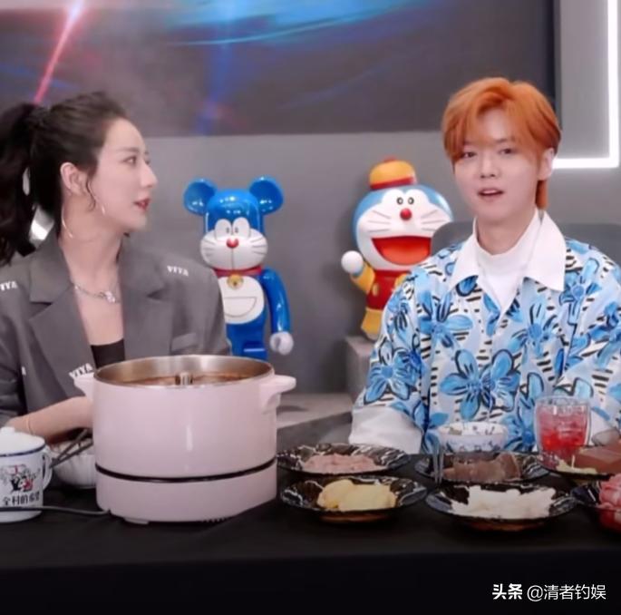 鹿晗素颜直播间,鹿晗直播神级美颜