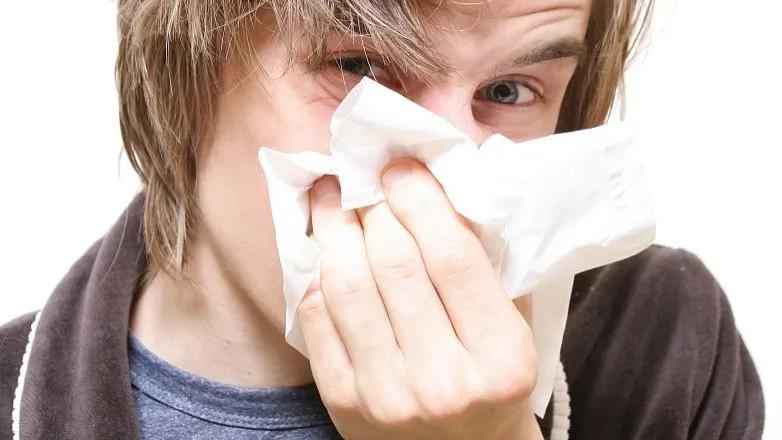 老鼻炎怎么治,老人长期鼻炎需要注意什么