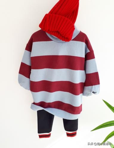 韩国童装短袖t恤搭配,早秋流行什么衣服童装