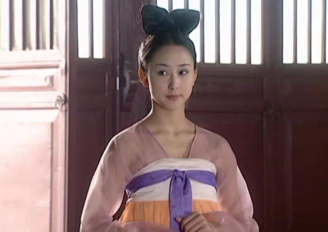 胡静与丈夫差几岁,揭秘胡静嫁入豪门真实内幕