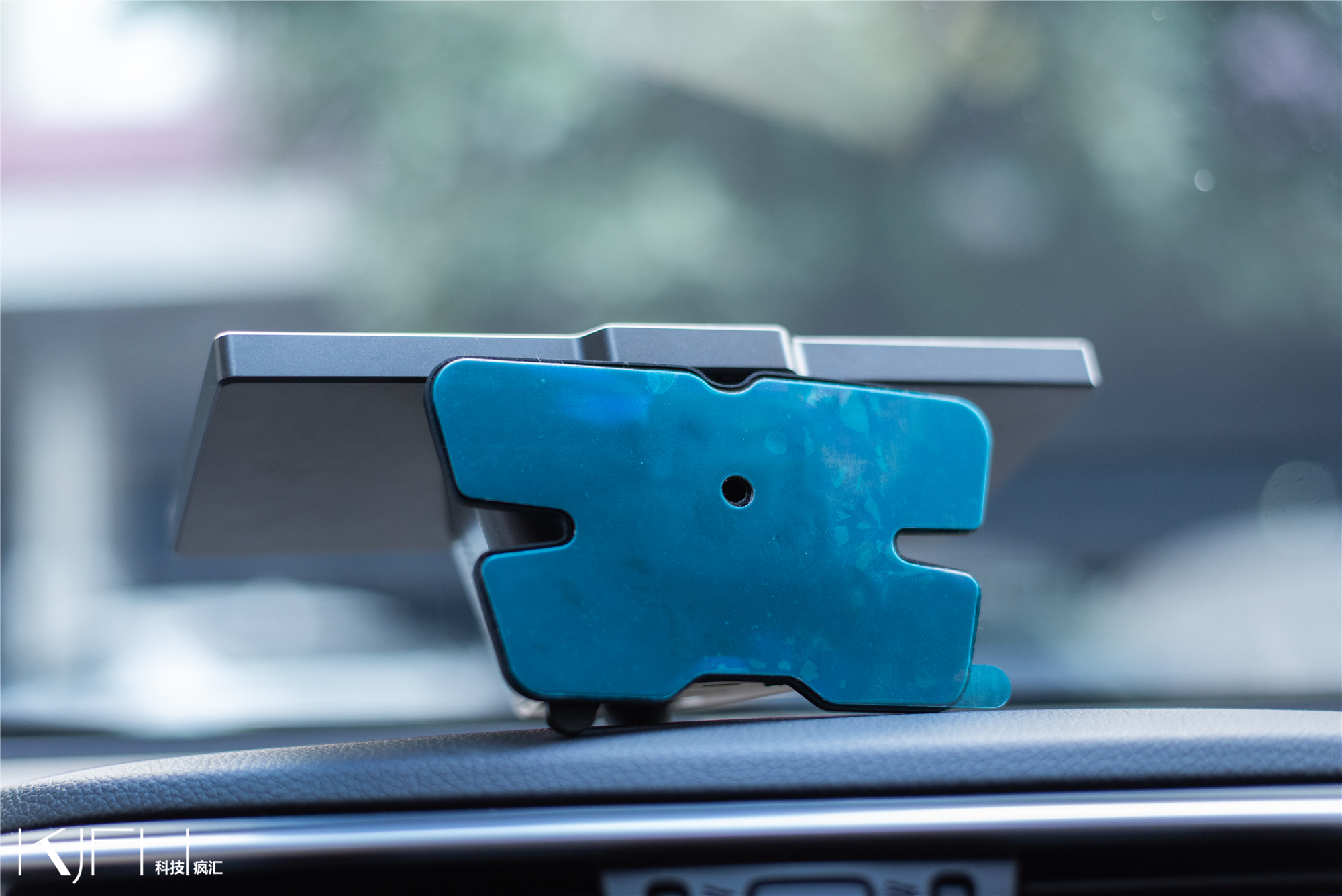 华为智驾导航视频,华为智选车载智慧屏导航