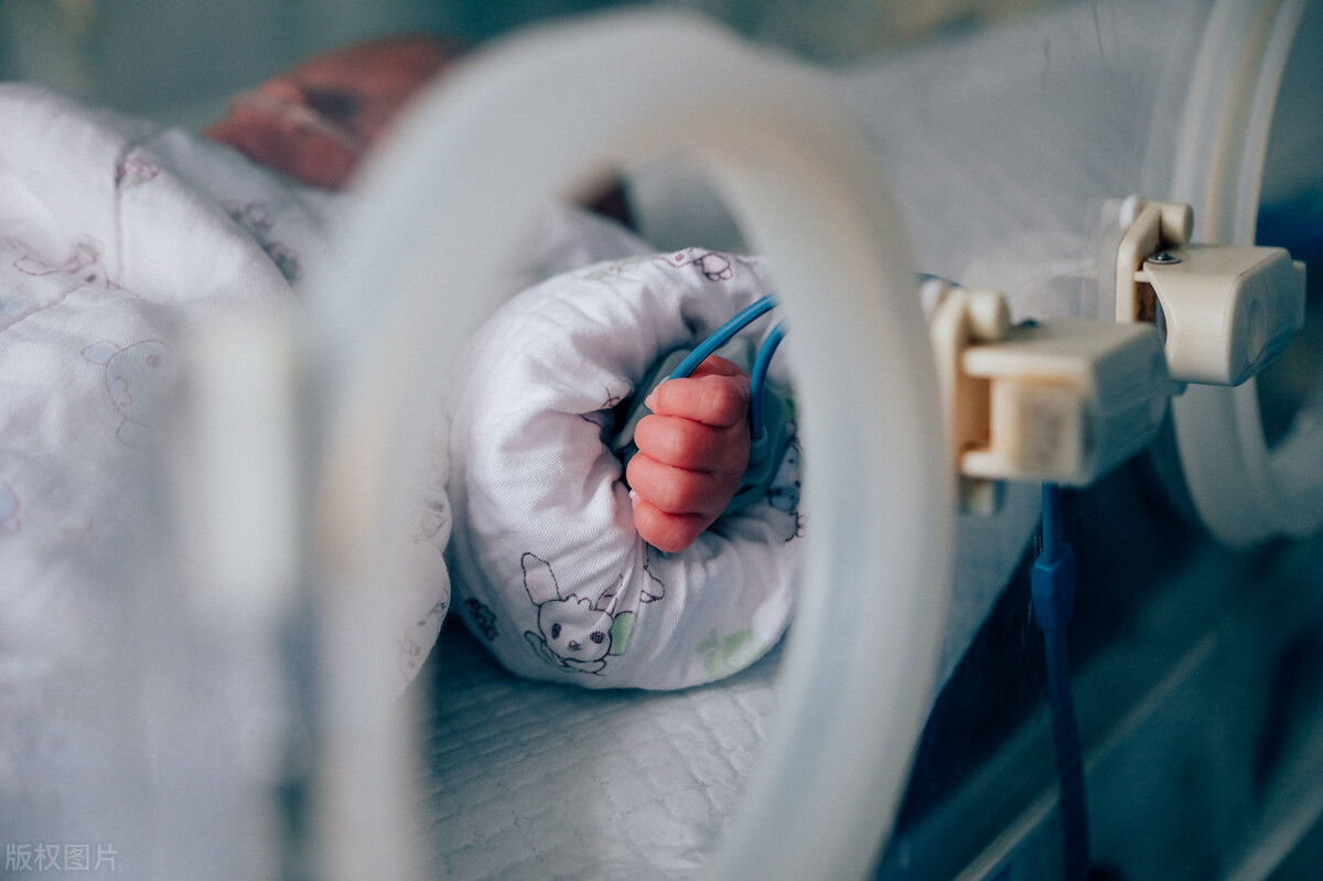 孕妇胎膜早破孩子感染怎么办,孕妇胎膜早破是什么引起的