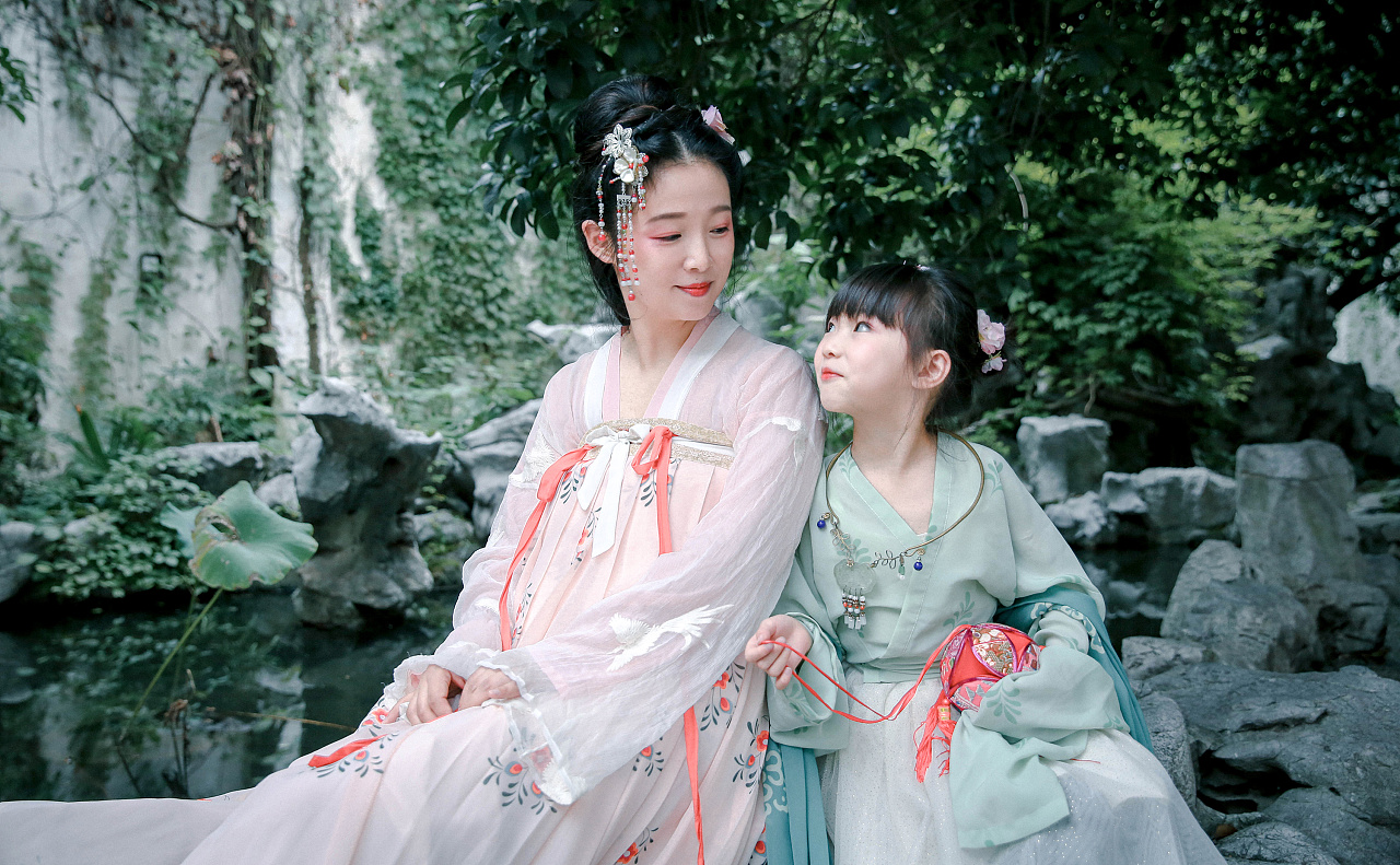 唯一一座穿汉服的城市,四川穿汉服才能去的古镇