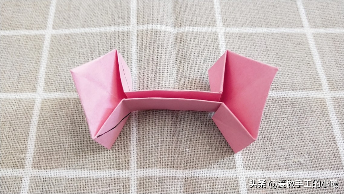 教你用1张纸折出心心相印，简单又漂亮，送给喜欢的Ta