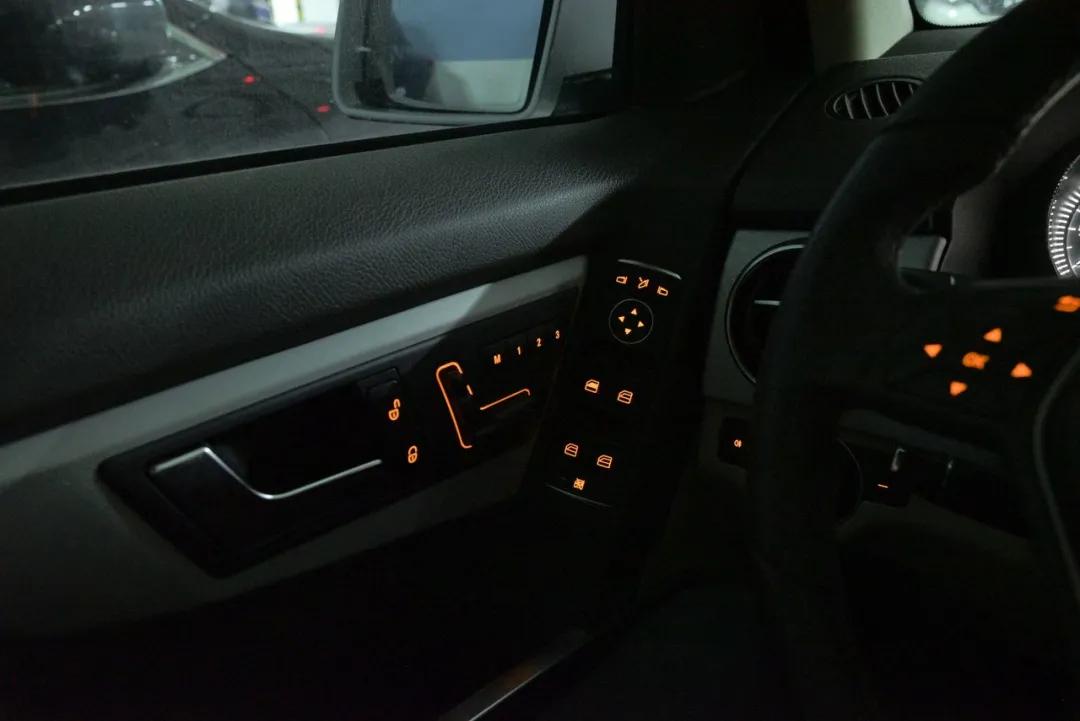 二手奔驰glk300值得买吗,十万左右二手suv奔驰glk300