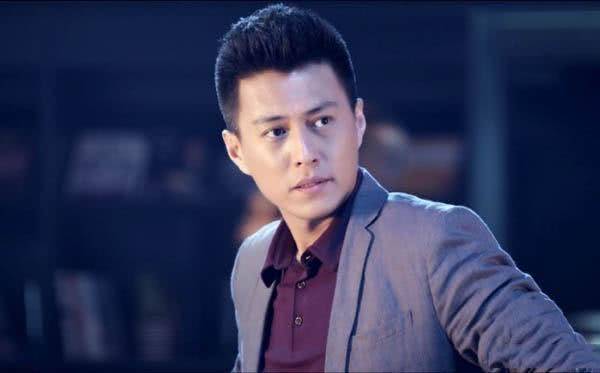 靳东最帅气的发型,靳东夏季发型叫什么发型