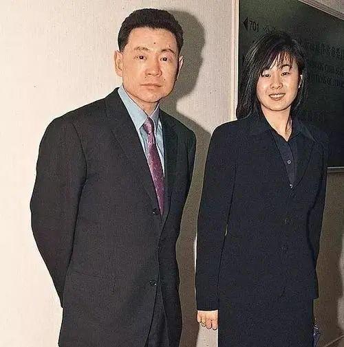 李嘉欣刘銮雄甘比,刘銮雄与李嘉欣关系