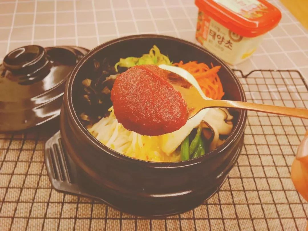 韩国石锅拌饭详细介绍,石锅拌饭4人餐