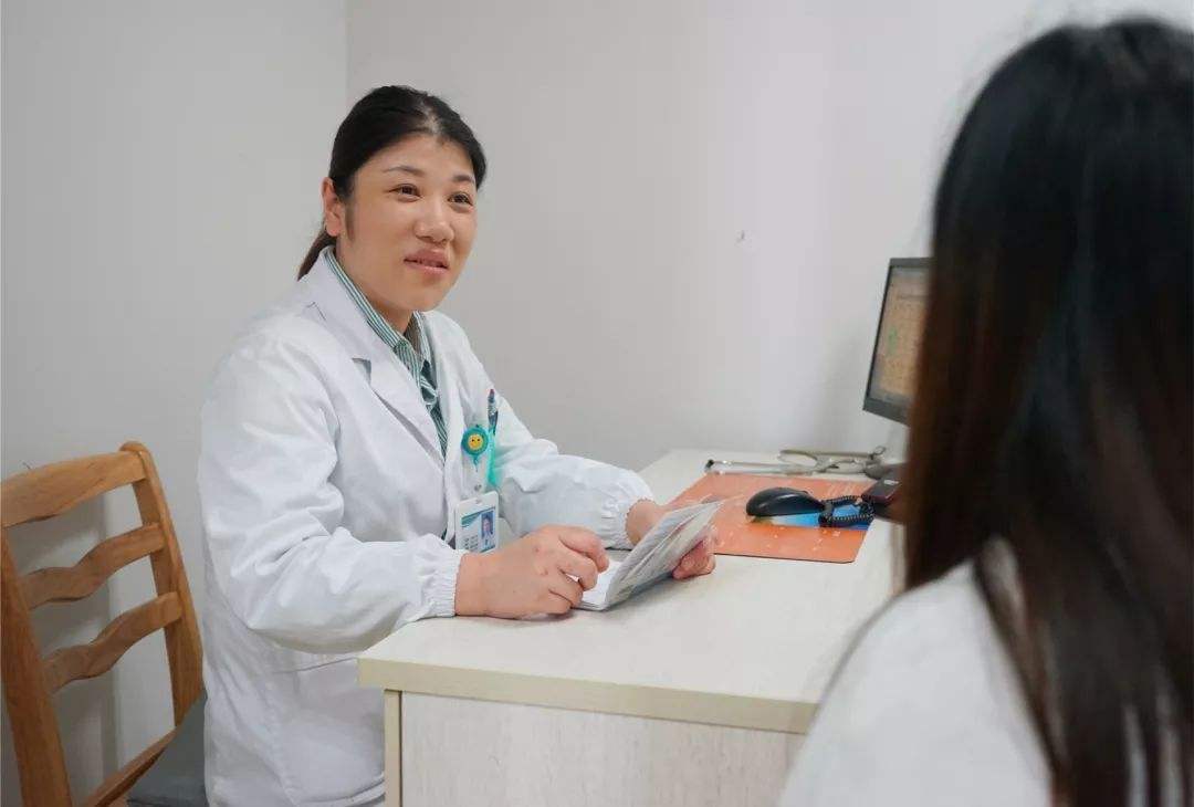 孕检做b超为什么要排干净尿,孕检做B超对胎儿有影响吗