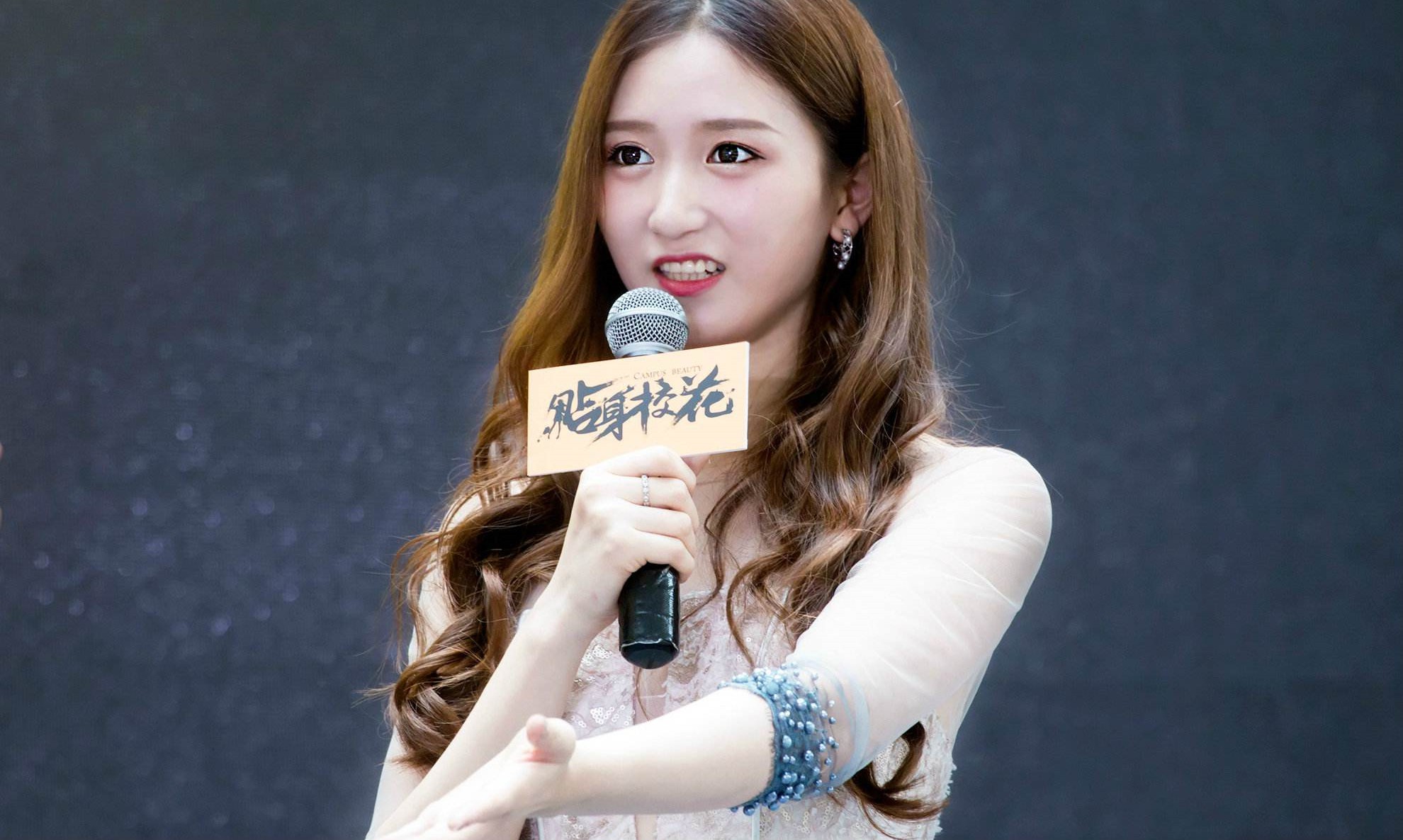 38位女主角，写作九年长达8000章，这本书仍未完结