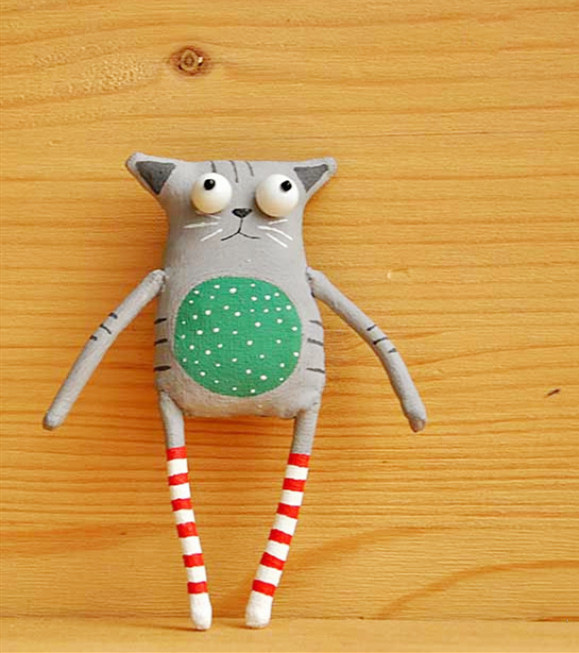 布艺小玩偶制作教程视频,格子布自制简单布艺小玩偶