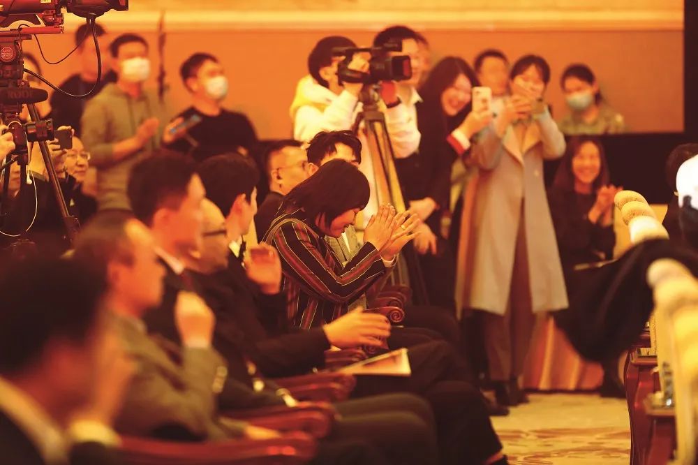 老四李雪琴孟鹤堂演的什么综艺,李雪琴老四小视频