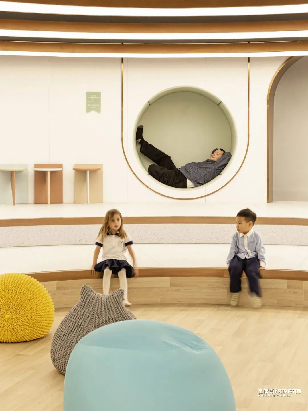 这是什么神仙奖项？获奖总数才6个？