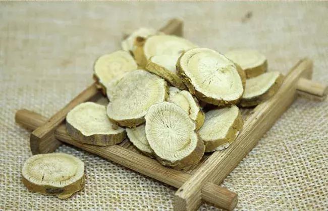 最伤肝的中草药,最伤肝的五种中药抖音