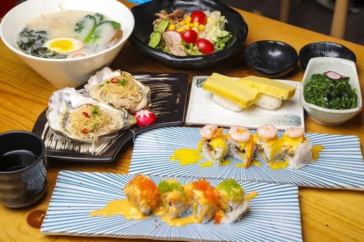 能看到钟楼的美食,看见钟楼的西安美食