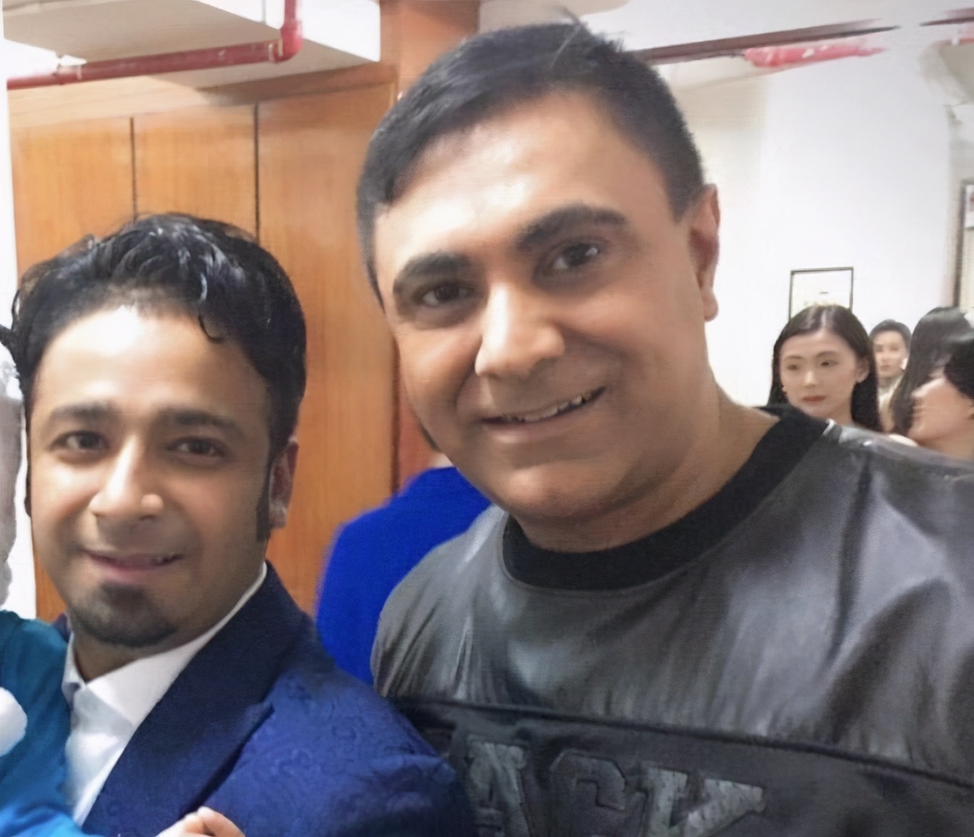 陈振华沦落为洗碗工,tvb男星陈振华在广州