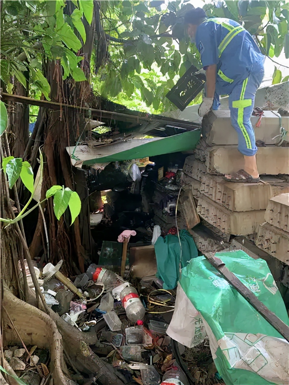 天河|有求必应：华景新城旁铁路违建窝棚已拆除