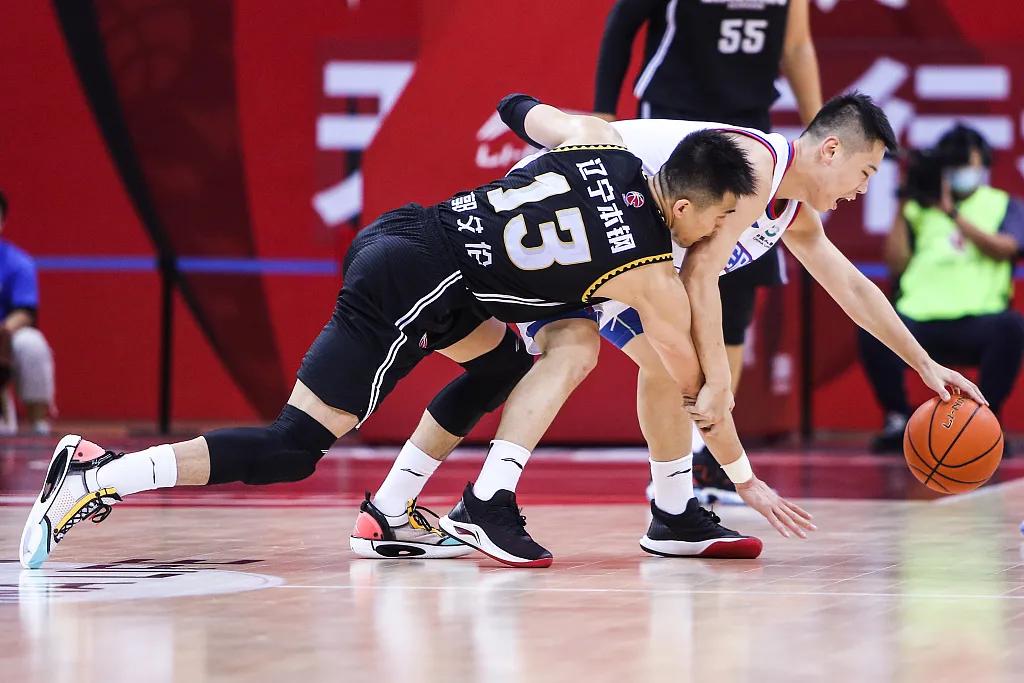 李宁驭帅200以下高颜值实战球鞋,李宁驭帅13low樱花粉