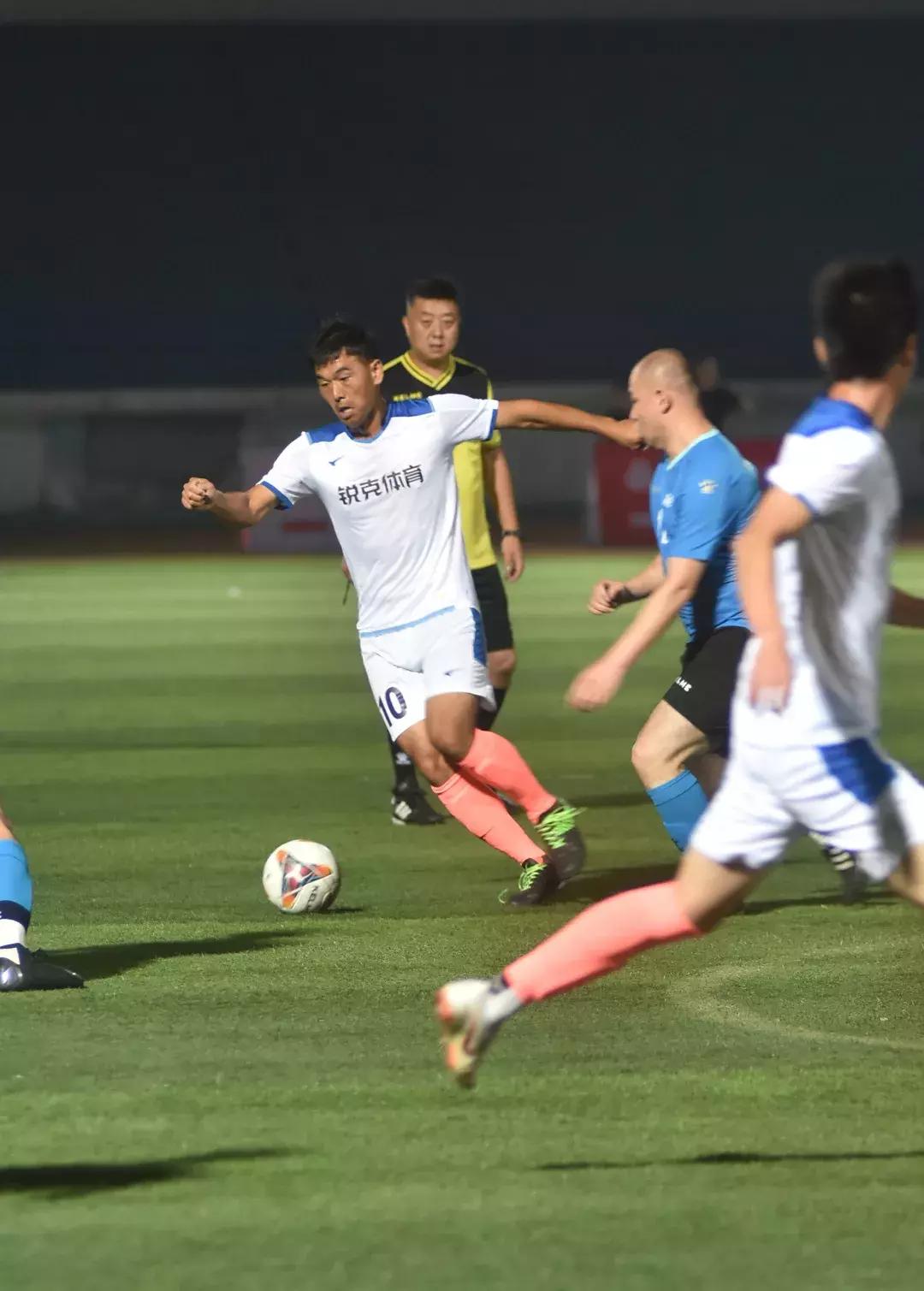 烟台农商银行演出,烟台足协杯线下观赛